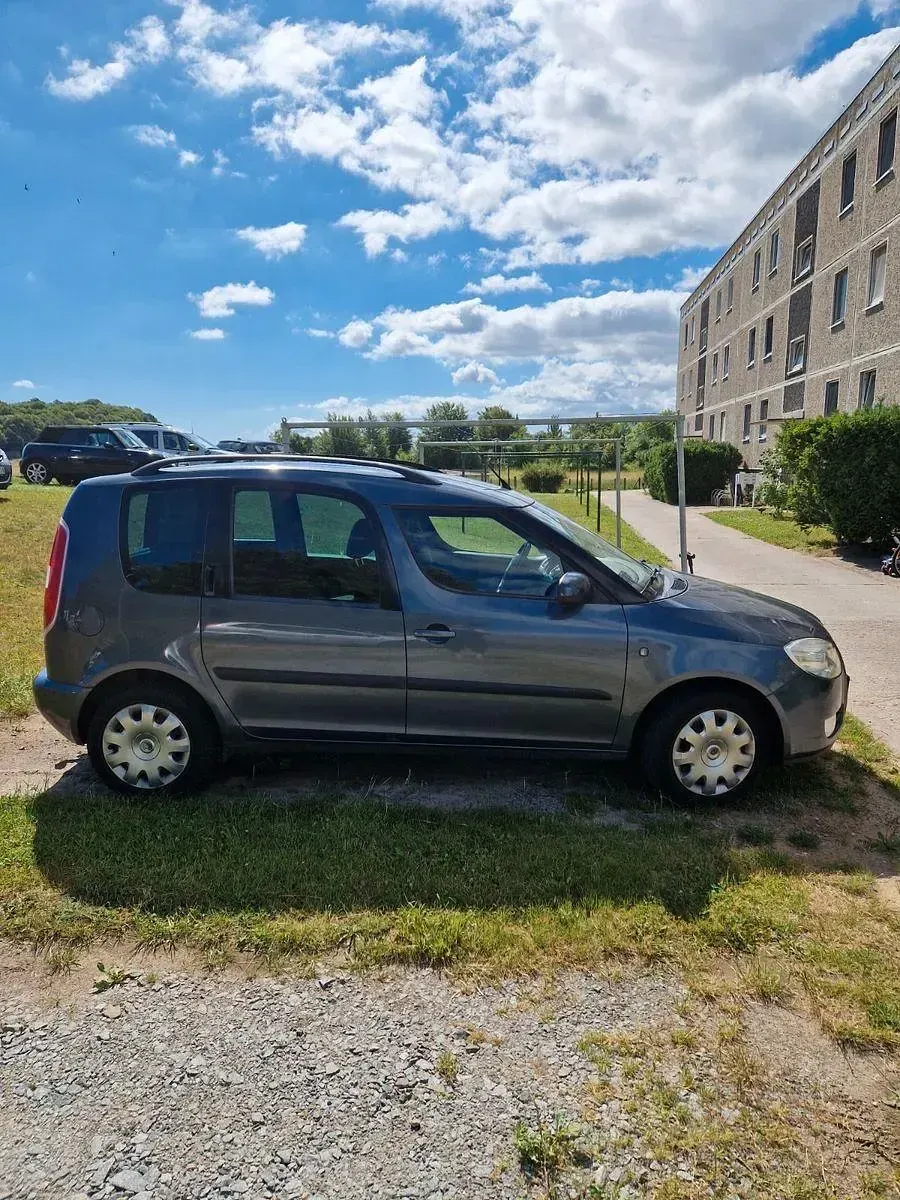 Gebraucht Skoda Roomster 105 PS (77 kW) 2008 Grau Van / Kleinbus