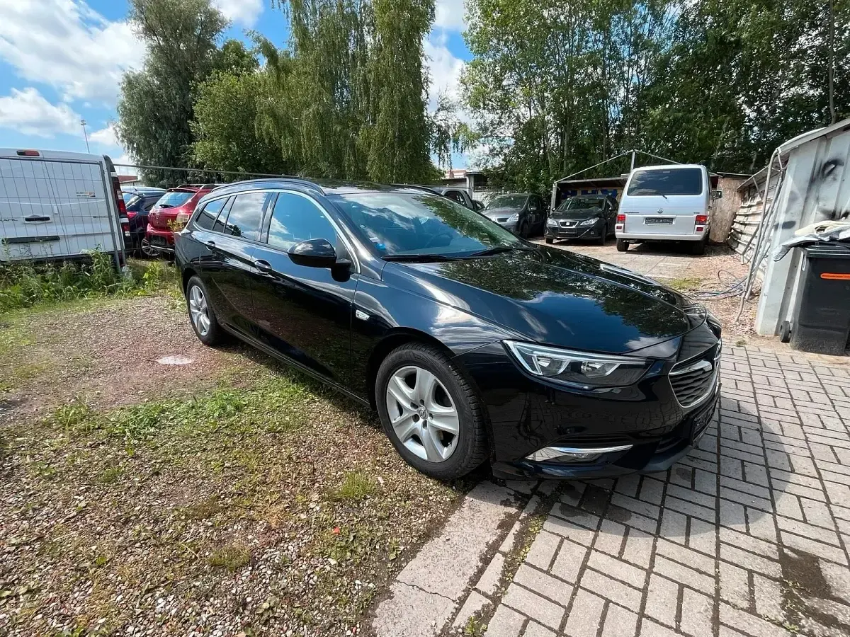 Gebraucht Opel Insignia 165 PS (121 kW) 2017 Schwarz Kombi
