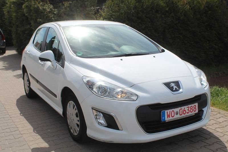 Second-hand Peugeot 308 Active 111 CP (81 kW) 2011 Alb Berlinǎ