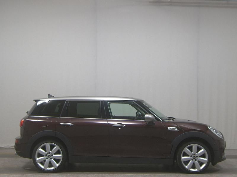 Pure burgundy metallic Gebraucht 2019 Mini Cooper SD Clubman Kombi | 19.480 € (Fairer Preis) - Bild 1/4