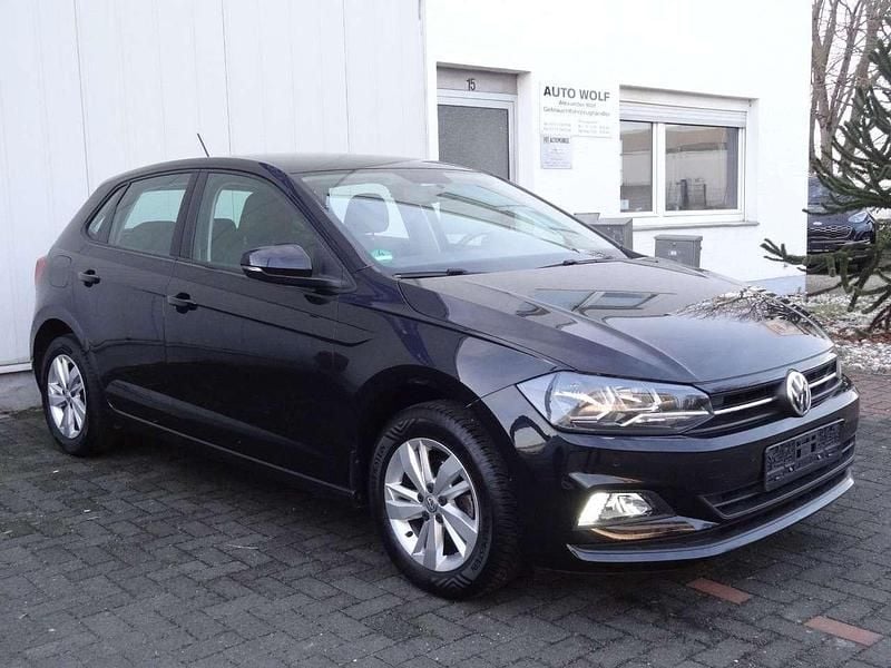 Deep black Gebraucht 2019 VW Polo Comfortline Kleinwagen | 10.990 € (Superpreis) - Bild 1/4