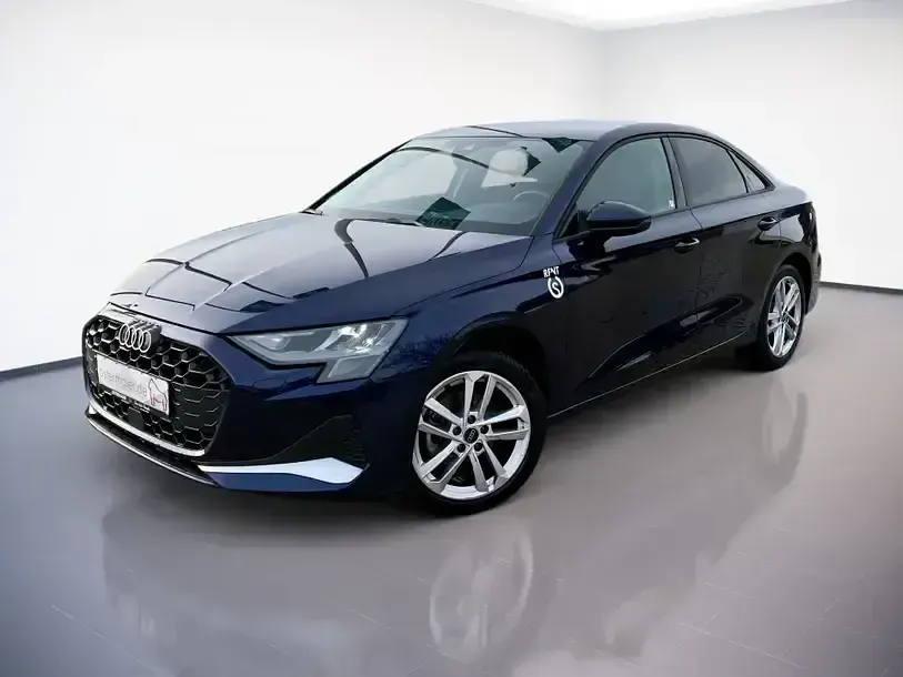Używany Audi A3 Advanced Plus 150 KM (110 kW) 2024 Niebieski Sedan/Limuzyna