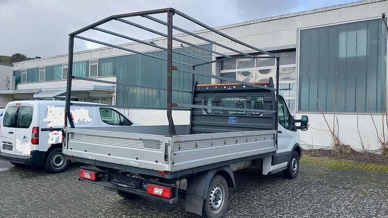 Gebraucht Ford Transit 105 PS (77 kW) 2019 Weiß Van / Kleinbus