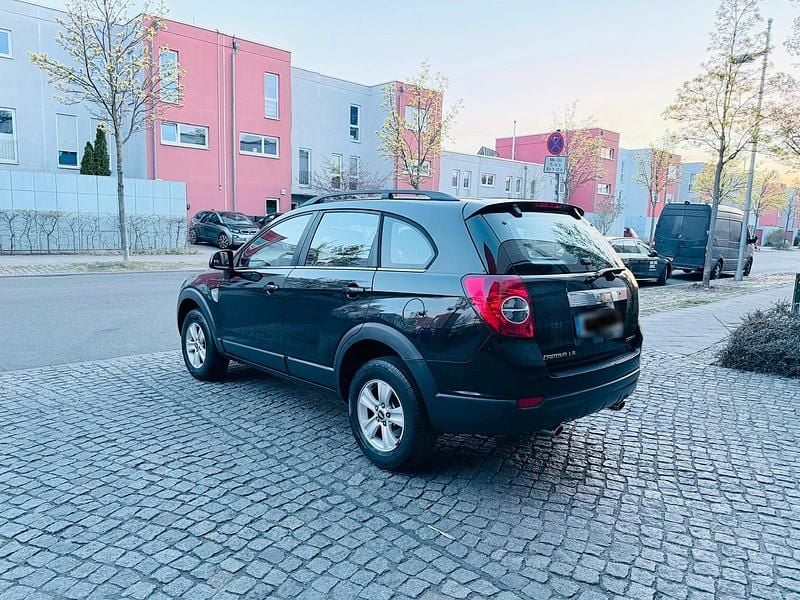 Gebraucht Chevrolet Captiva 140 PS (102 kW) 2011 Schwarz SUV