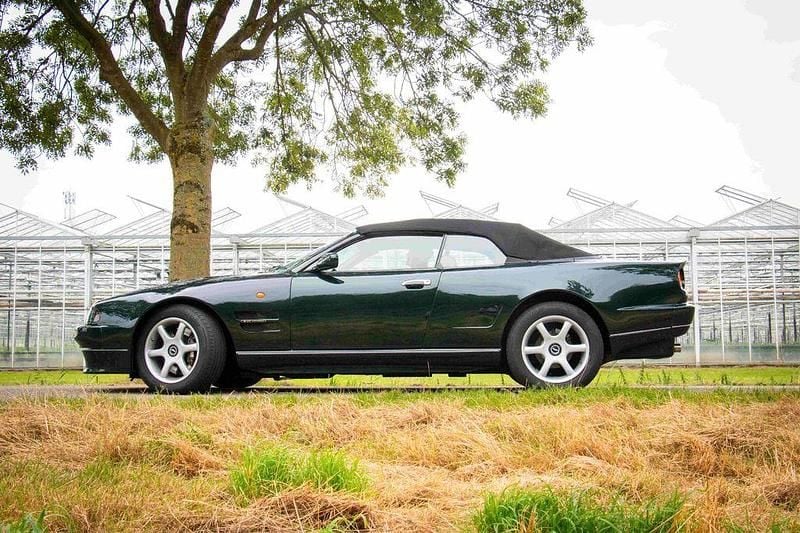 Gebraucht Aston Martin V8 354 PS (260 kW) 1999 Grün Coupé