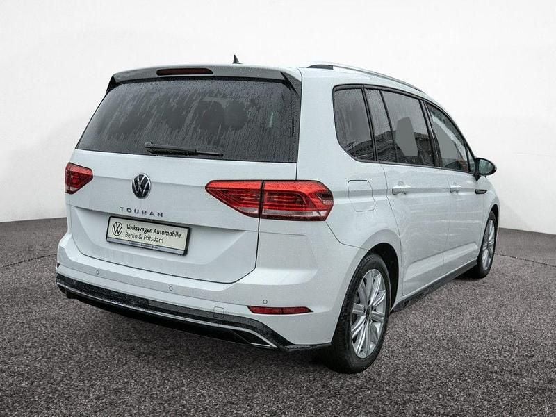 Gebraucht VW Touran R-line 150 PS (110 kW) 2025 Pure white Van / Kleinbus