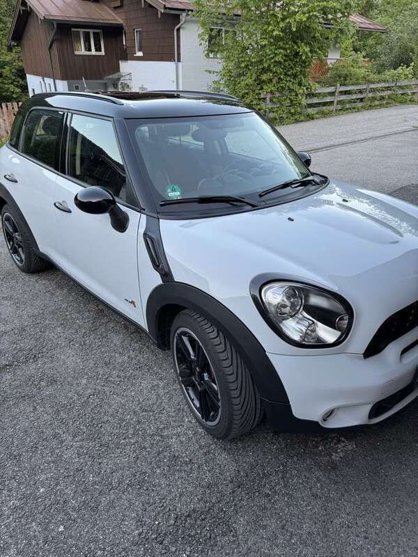 Weiß Gebraucht 2010 Mini Countryman SUV | 6.500 € (Fairer Preis) - Bild 1/4