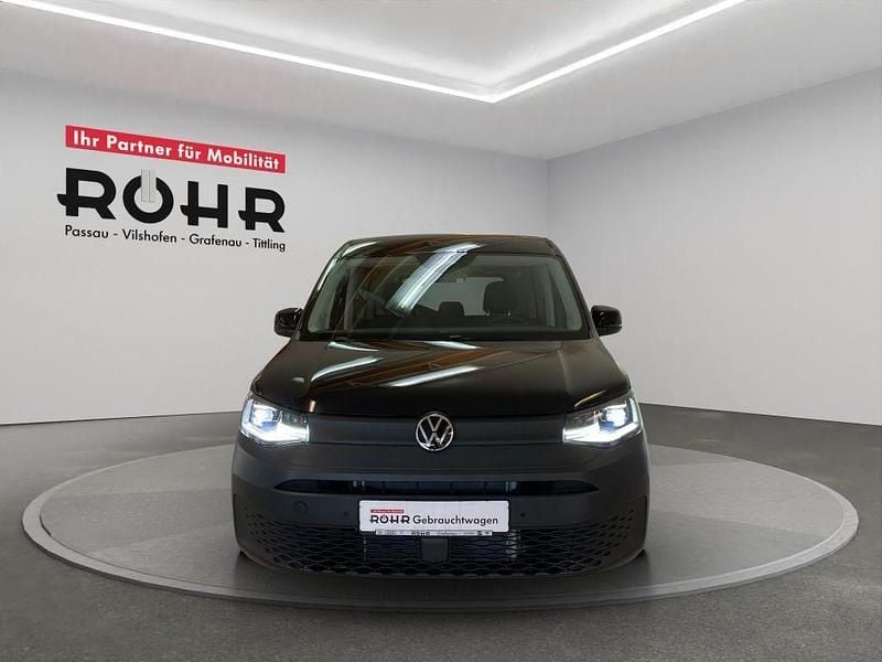 Second-hand VW Caddy Basis 116 CP (85 kW) 2025 Negru Monovolum
