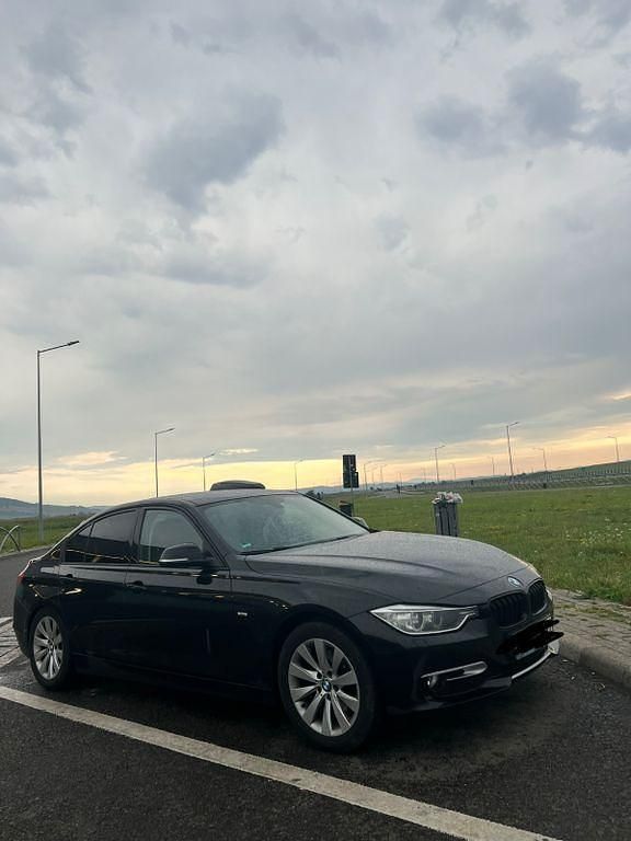 Gebraucht BMW 320 Luxury Line 184 PS (135 kW) 2012 Schwarz Limousine