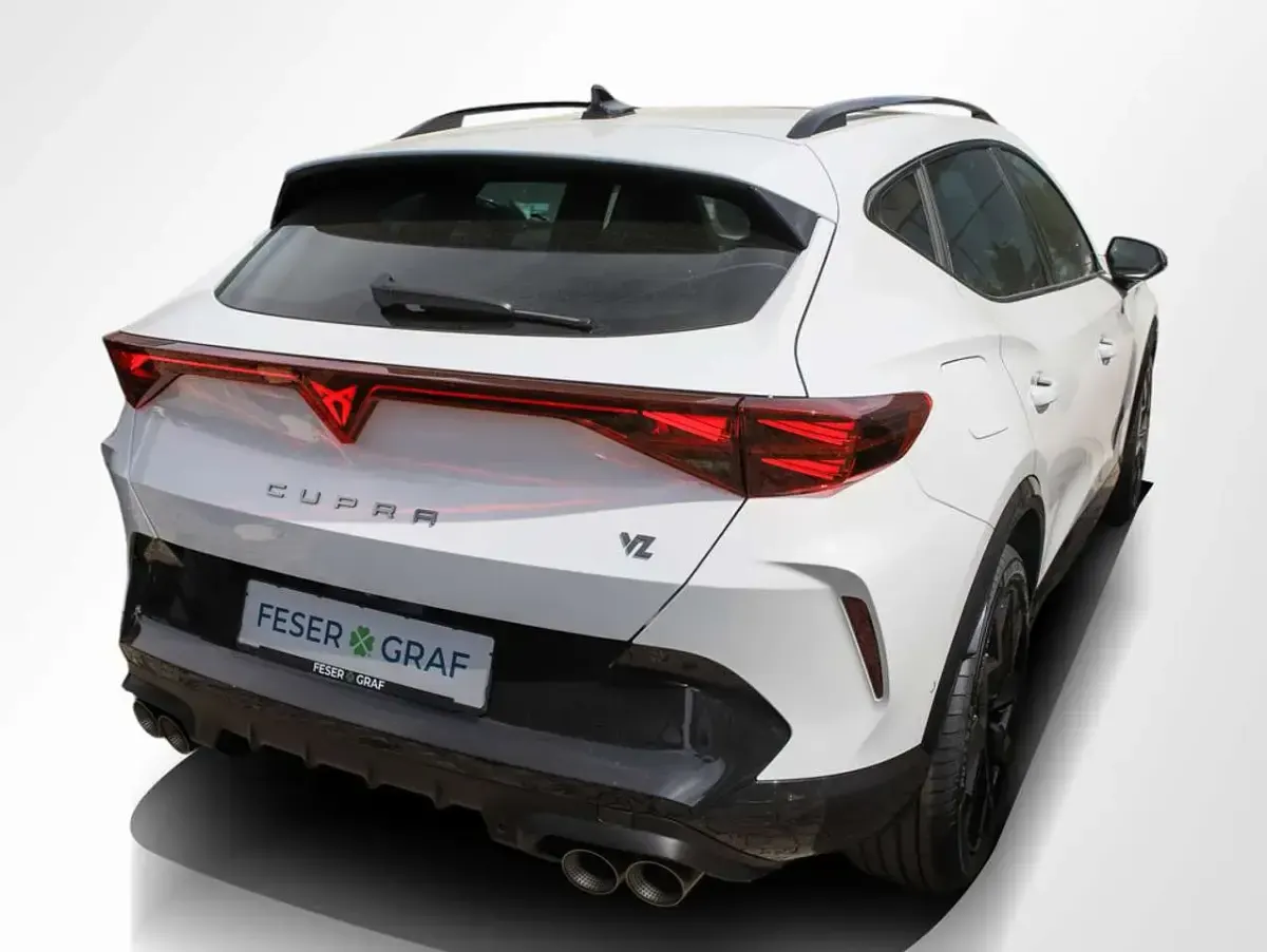 Neu Cupra Formentor VZ 333 PS (244 kW) 2026 Glacial white SUV