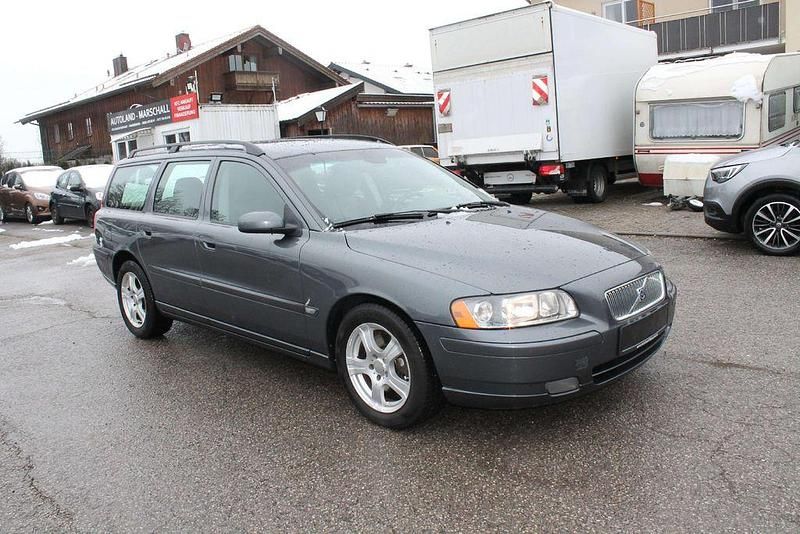 Gebraucht Volvo V70 185 PS (136 kW) 2006 Titanium grey pearl / metallic Kombi