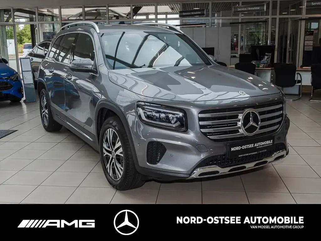 Gebraucht Mercedes GLB200 Progressive 150 PS (110 kW) 2025 Grau SUV