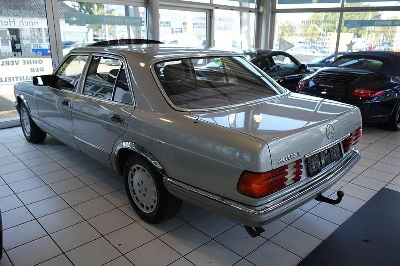 Gebraucht Mercedes 280 SE 185 PS (136 kW) 1982 Silber Limousine