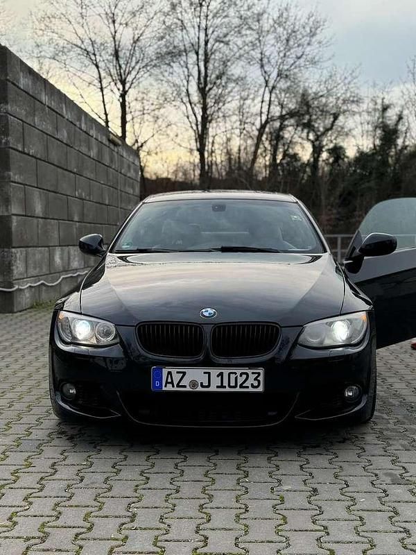 Second-hand BMW 330 245 CP (180 kW) 2010 Coupe
