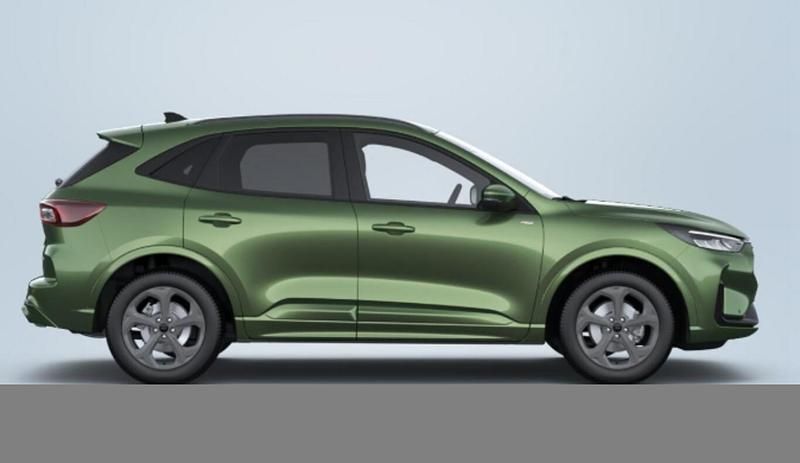 Neu Ford Kuga ST-Line 182 PS (133 kW) 2025 Bursting green metallic SUV