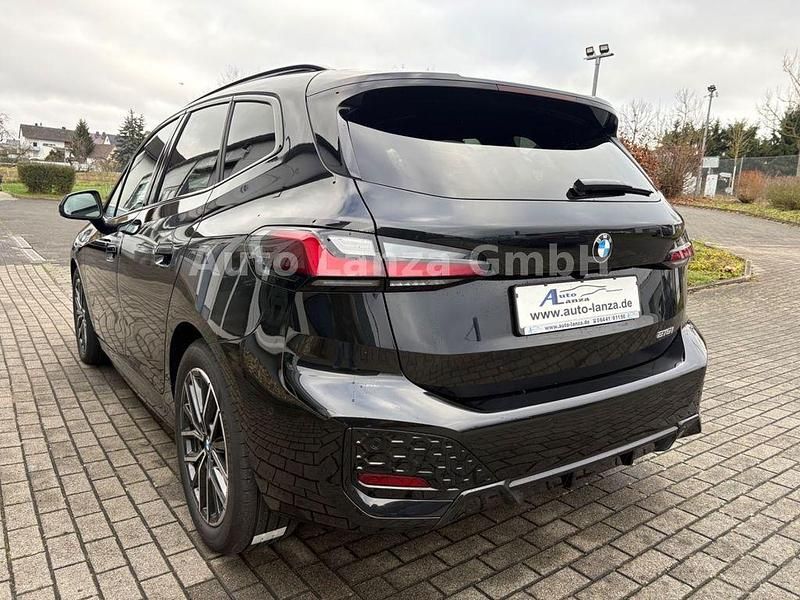 Gebraucht BMW 218 Active Tourer M Sport 136 PS (100 kW) 2025 Schwarz Van / Kleinbus