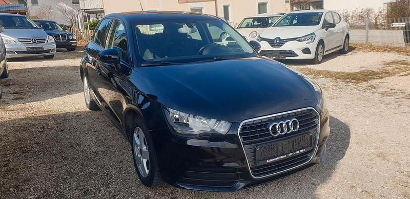 Gebraucht Audi A1 Sportback Attraction 90 PS (66 kW) 2012 Schwarz Kleinwagen