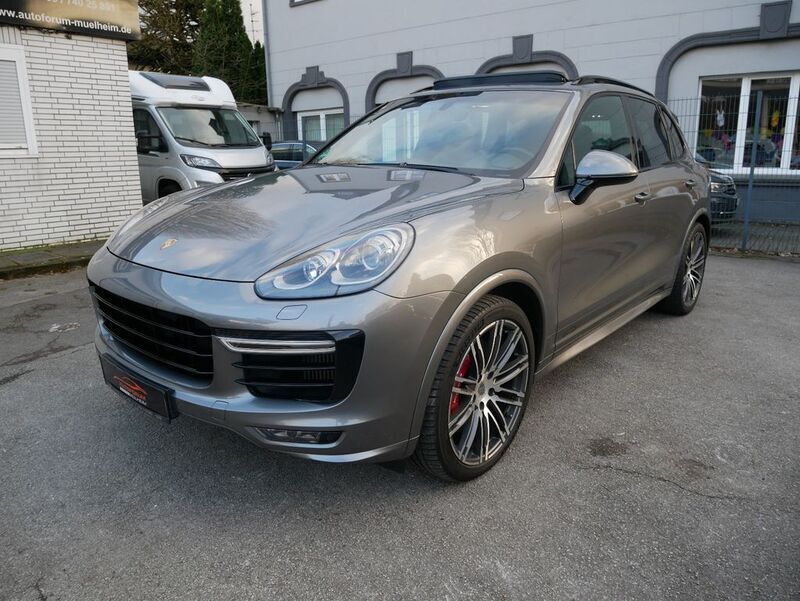 Meteorgraumetallic Gebraucht 2017 Porsche Cayenne GTS SUV | 34.450 € (Guter Preis) - Bild 1/4