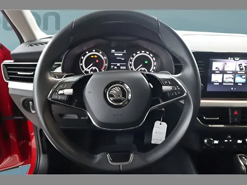 Gebraucht Skoda Kamiq 110 PS (80 kW) 2022 Rot SUV