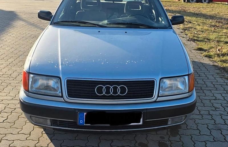 Gebraucht Audi 100 133 PS (97 kW) 1991 Blau Limousine