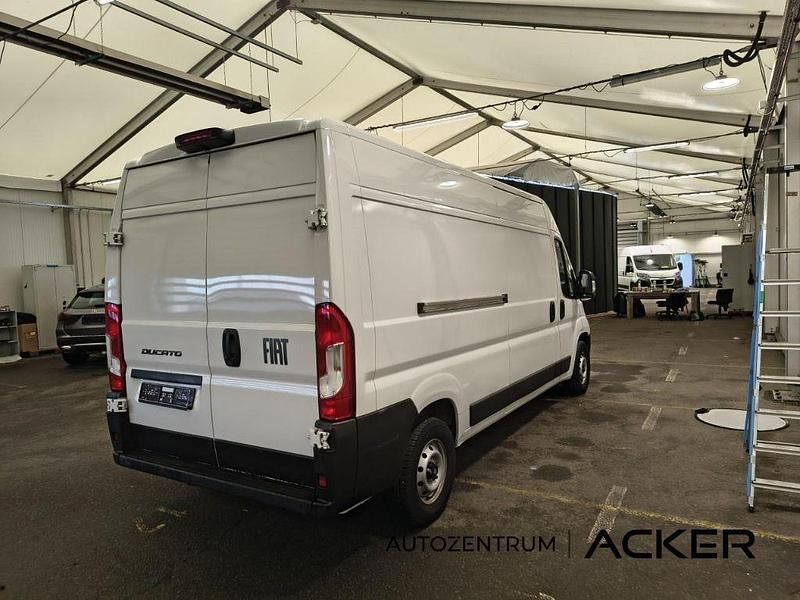 Gebraucht Fiat Ducato 140 PS (102 kW) 2024 Weiss (pastell)) (weiss Van