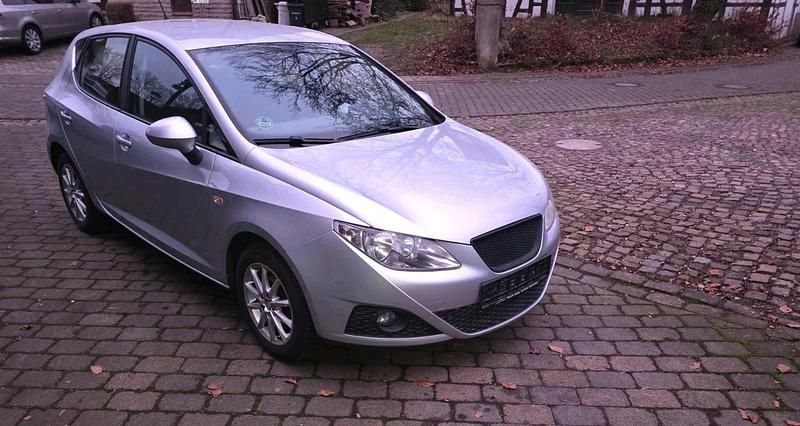 Gebraucht Seat Ibiza 85 PS (62 kW) 2011 Grau Kleinwagen
