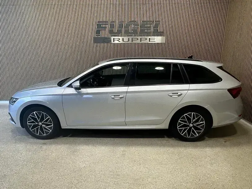 Gebraucht Skoda Octavia Ambition 150 PS (110 kW) 2021 Silber Kombi