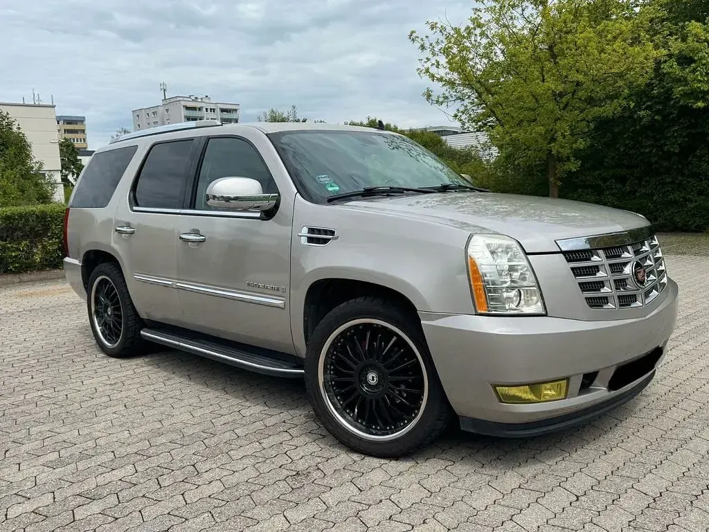Gebraucht Cadillac Escalade 409 PS (300 kW) 2007 Grau SUV