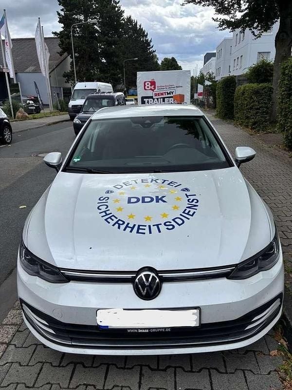 Weiß Gebraucht 2022 VW Golf VIII Style Limousine | 19.500 € (Superpreis) - Bild 1/4