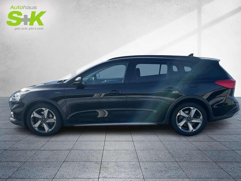 Gebraucht Ford Focus Active 125 PS (91 kW) 2019 Schwarz Kombi