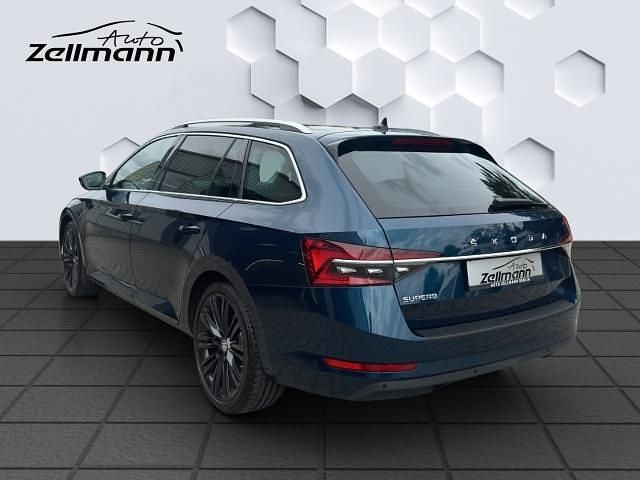 Gebraucht Skoda Superb Style 150 PS (110 kW) 2024 Blau Kombi