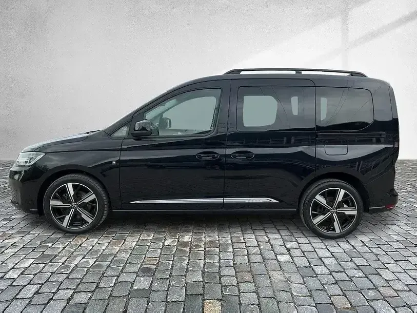 Usata VW Caddy S 122 CV (89 kW) 2021 Nero Monovolume