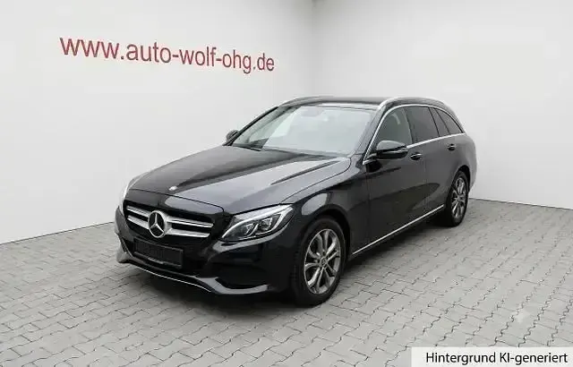 Gebraucht Mercedes C180 Avantgarde 156 PS (114 kW) 2018 Schwarz Limousine