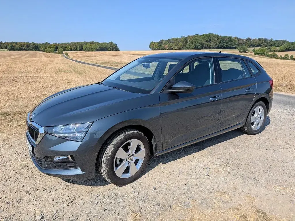 Gebraucht Skoda Scala 95 PS (69 kW) 2020 Grau Kleinwagen