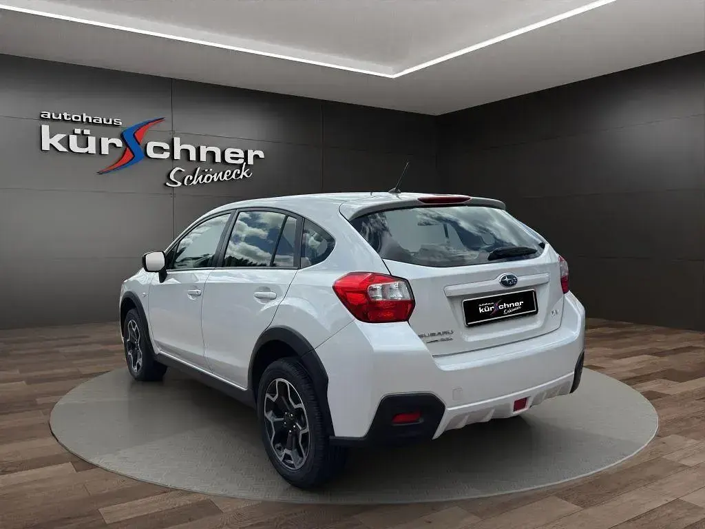 Käytetty Subaru XV Active 150 HP (110 kW) 2015 Valkoinen Katumaasturi