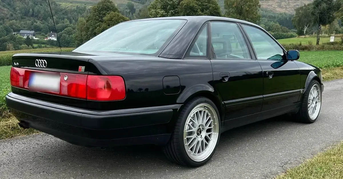 Gebraucht Audi 100 230 PS (169 kW) 1992 Schwarz Limousine
