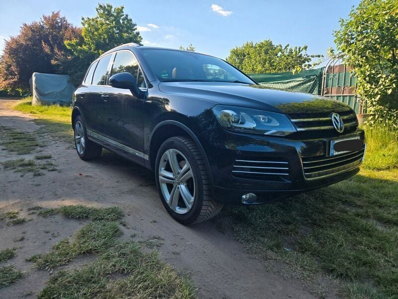 Schwarz Gebraucht 2014 VW Touareg Edition SUV | 16.800 € (Guter Preis) - Bild 1/4