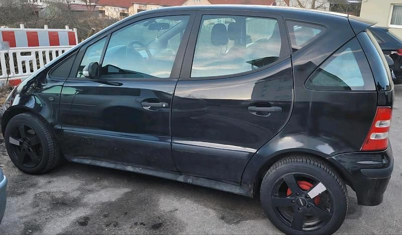 Gebraucht Mercedes A140 82 PS (60 kW) 2003 Schwarz Kleinwagen