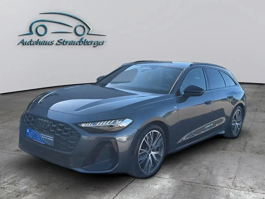 Gebraucht Audi A5 S-line plus 204 PS (150 kW) 2025 Daytonagrau Kombi