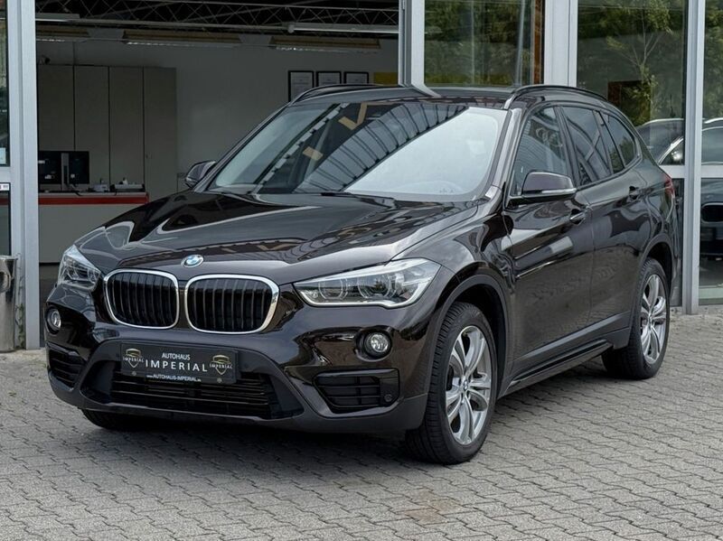 Braun Gebraucht 2019 BMW X1 Sport Line SUV | 19.700 € (Fairer Preis) - Bild 1/4