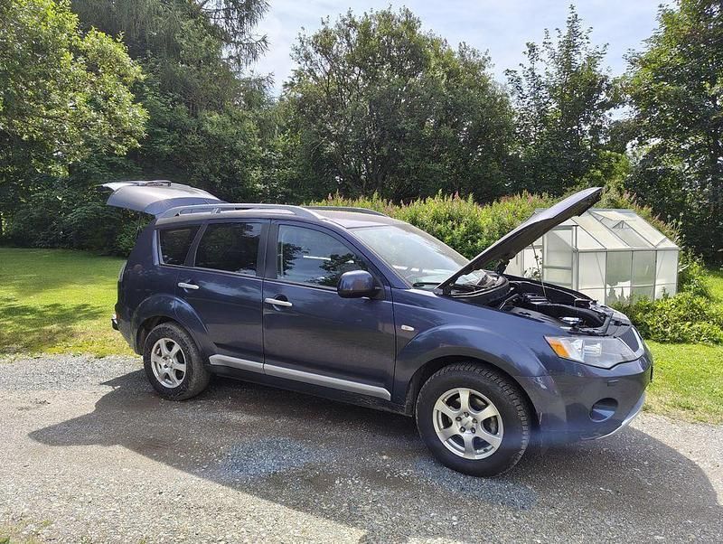 Blau Gebraucht 2008 Mitsubishi Outlander Invite SUV | 4.500 € (Guter Preis) - Bild 1/4