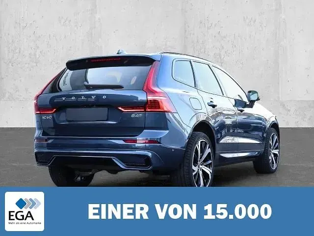 Gebraucht Volvo XC60 Ultimate 197 PS (144 kW) 2023 Blau metallic SUV