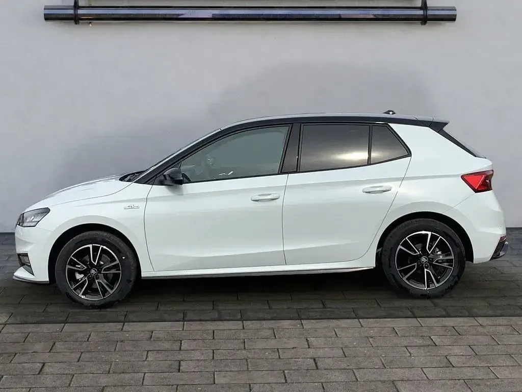 Neu Skoda Fabia Monte Carlo 116 PS (85 kW) 2025 Moonweiss metallic Kleinwagen