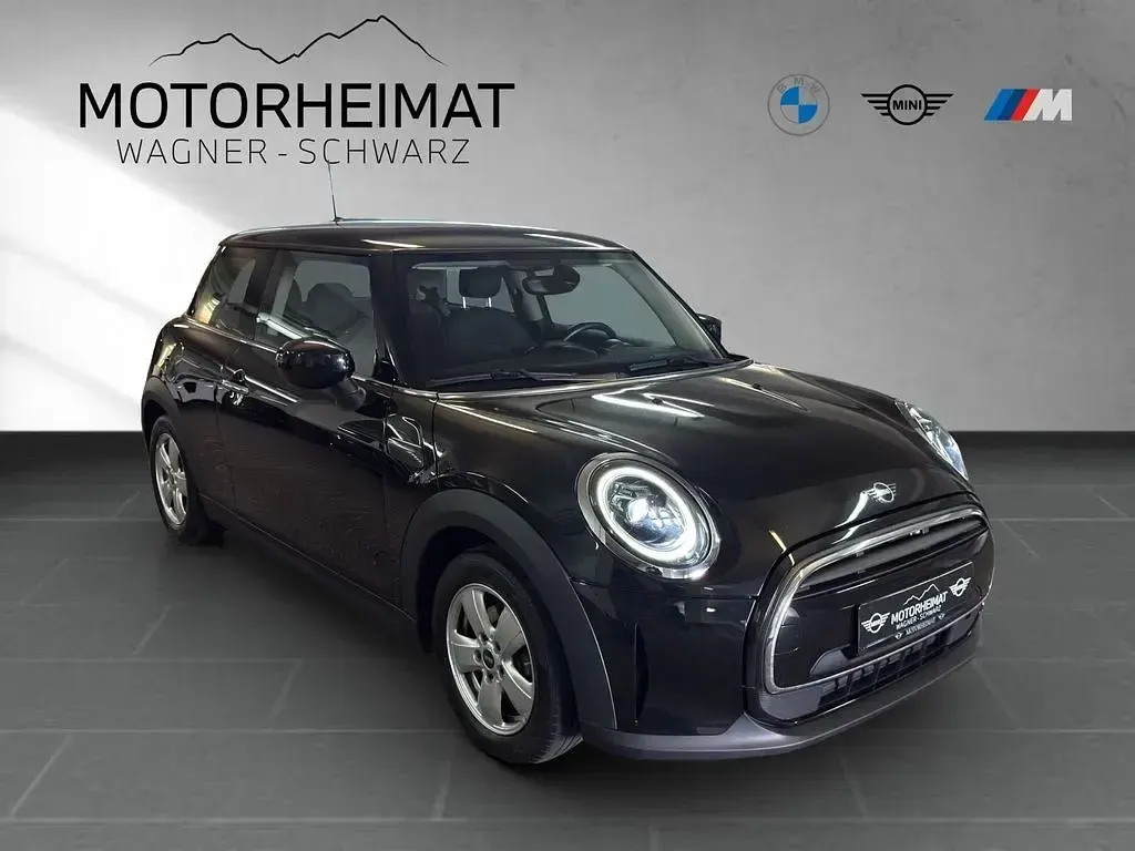 Usado Mini Cooper Essential 136 CV (100 kW) 2022 Negro Utilitario