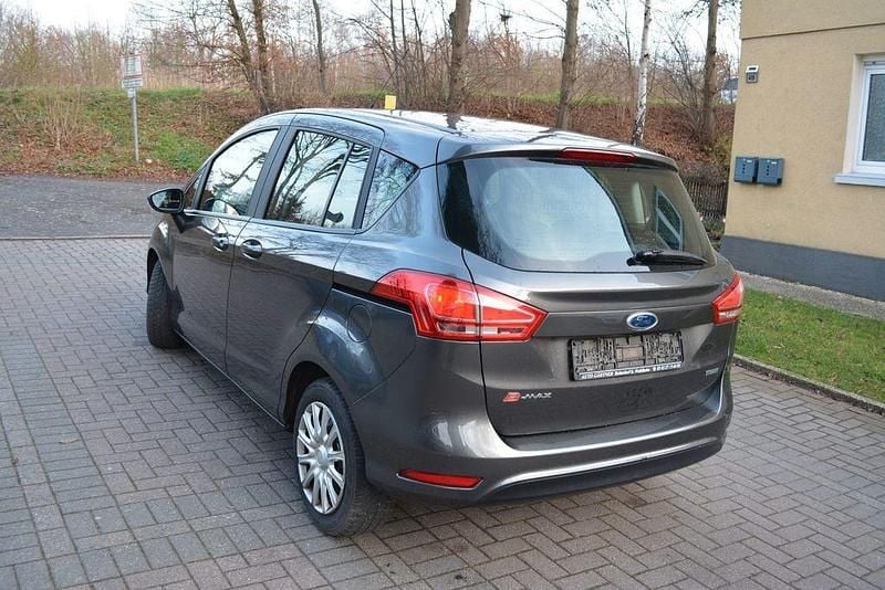 Second-hand Ford B-MAX Cool & Connect 101 CP (74 kW) 2017 Gri Monovolum