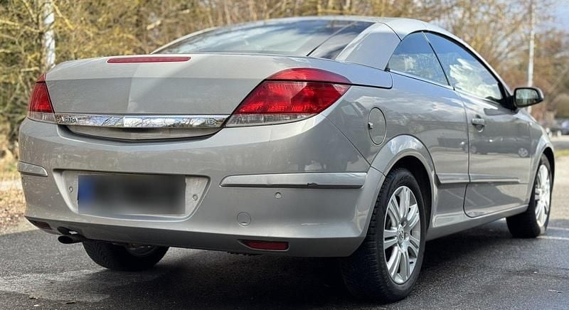 Gebraucht Opel Astra Cabriolet 140 PS (102 kW) 2008 Grau Cabrio