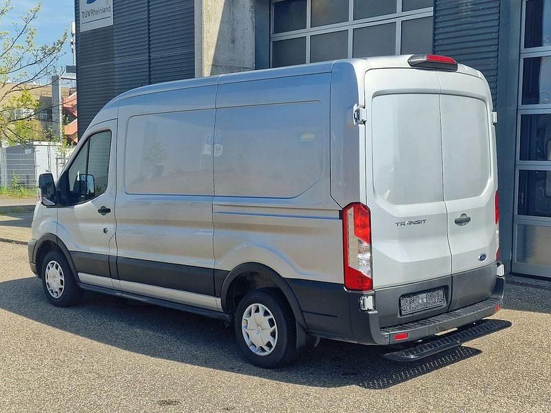 Gebraucht Ford Transit Trend 107 PS (78 kW) 2020 Silber Limousine