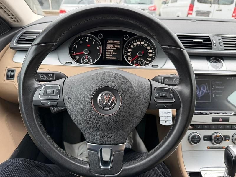 Usata VW Passat 200 CV (147 kW) 2013 Bianco Berlina