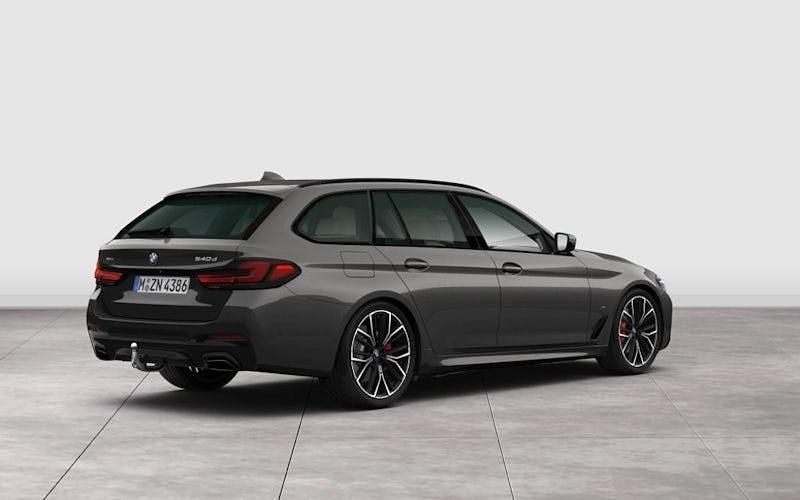 Gebraucht BMW 540 Shadowline 340 PS (250 kW) 2024 Grau Kombi