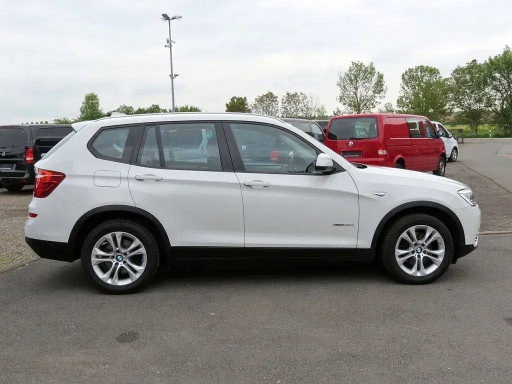 Używany BMW X3 Advantage 190 KM (139 kW) 2017 Biały SUV